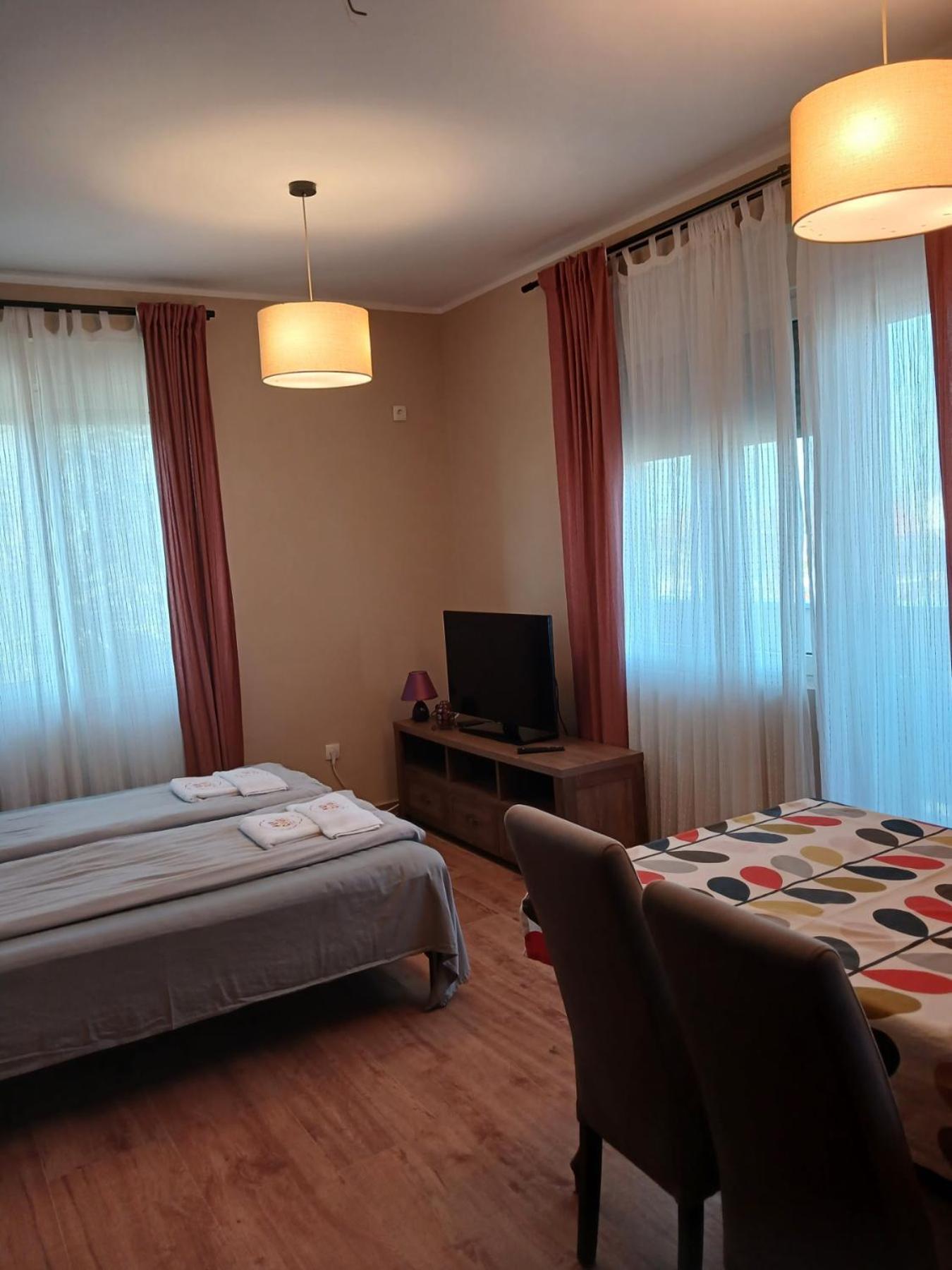 Roomsapartments Popcourt Pančevo Exterior foto